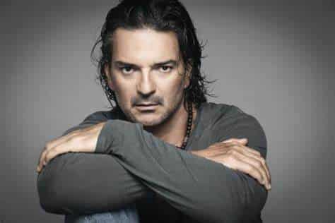 Ricardo Arjona triunfa en Miami