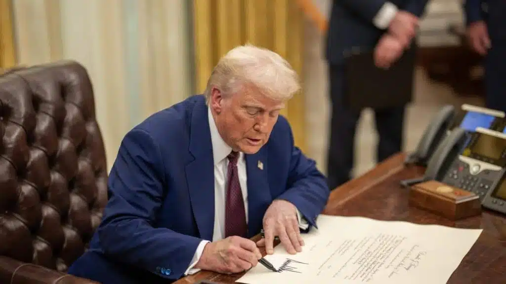 Ultima Hora: Trump DECRETA el Fin del Parole Humanitario para Más de Medio Millón de Latinos 2025 6 URGENTE: Trump DECRETA el Fin del Parole Humanitario para Más de Medio Millón de Latinos
