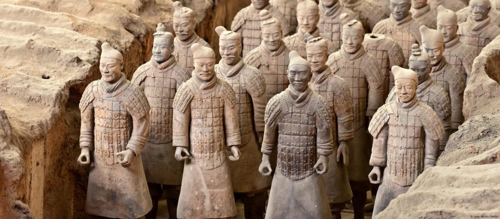¡IMPRESIONANTE SECRETO BAJO TIERRA! La Tumba Prohibida del Primer Emperador Chino 7 Emperador