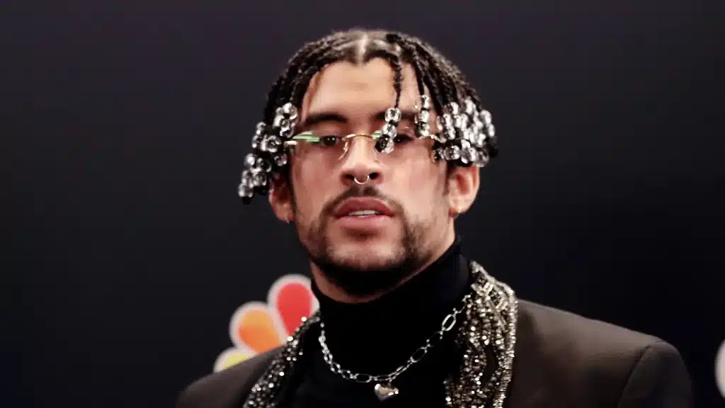Los 25+ Éxitos del Reggaetón en 2025 que Dominan el Mundo 7 badd bunny en dolby theater 2020