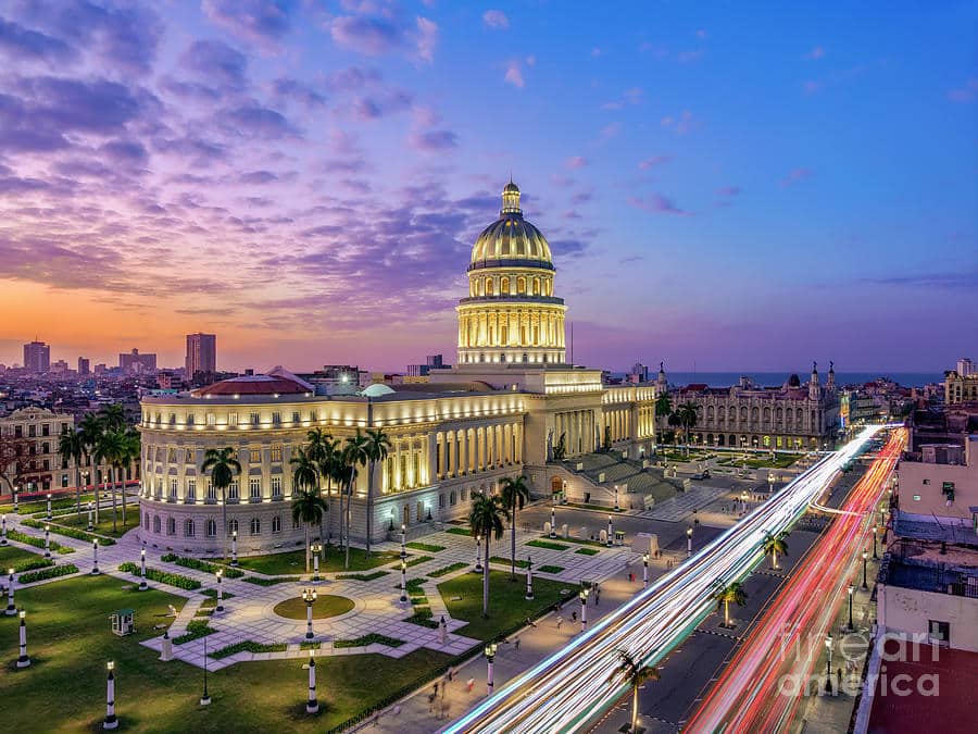 ¡Viaje Sensacional! Más de 5 Joyas Cubanas que Puedes Visitar Hoy Mismo con Recorridos Virtuales por Cuba 7 capitolio