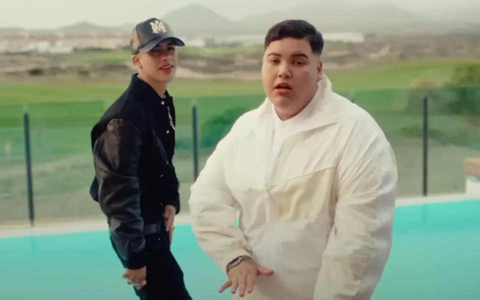Los 25+ Éxitos del Reggaetón en 2025 que Dominan el Mundo 8 gata only